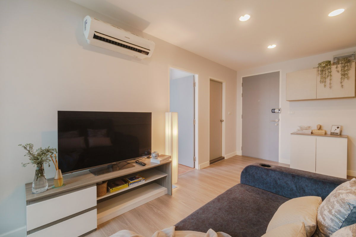 picture 🚝Sucharee Life Condo – Brand New Renovated Unit Short-Term Rental | Convenient Location  - 3/12