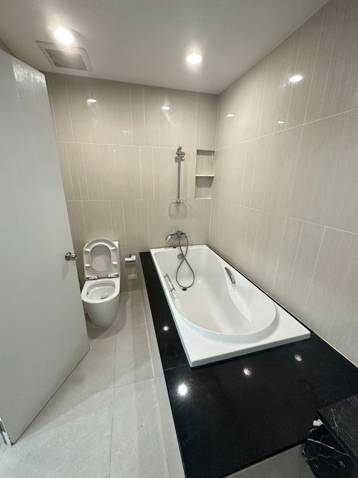 รูป Luxury Townhome ใจกลางพัฒนาการ ใกล้ BTS อ่อนนุช เพียง 47,000/เดือน! Estara Haven พัฒนาการ 20 | 3 ชั้น 3 นอน 4 น้ำ พร้อมเฟอร์ฯ ครบ - รูปที่ 9/15