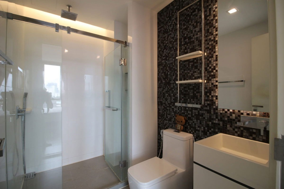 picture #S4219 For Rent The Room Sukhumvit 69 - 10/15