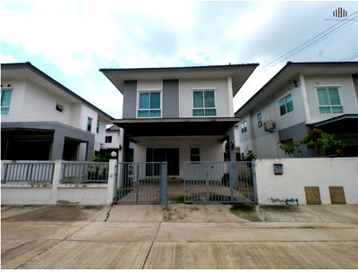Houses for sale : Ready to Move-In  Home Near Central Salaya