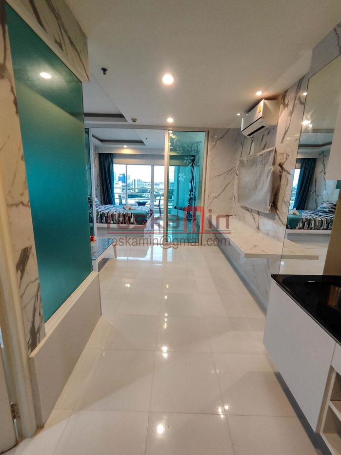 picture Newly Renovated Seaview Condo – View Talay 6, Pattaya Beach - 3/12