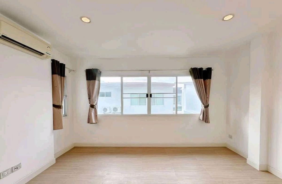 picture For Rent – Brand-New 3-Storey Detached House at Nirvana Rama 9 - 13/15