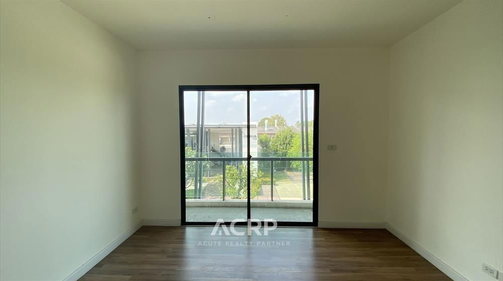 picture 3-story townhome for sale, Town Avenue Cocos Rama 2 project from Sansiri, near Central Rama 2. - 13/17