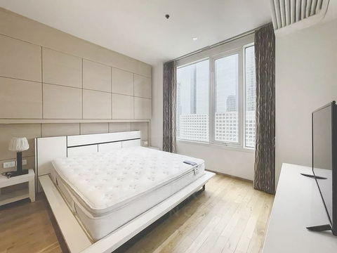 ให้เช่า คอนโดหรู The Empire Place สาทร | 2 ห้องนอน 105 ตร.ม. | เฟอร์ครบ พร้อมอยู่ | ใกล้ BTS ช่องนนทรี