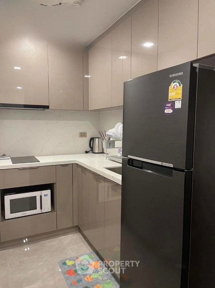 รูป คอนโด 1-ห้องนอน ที่ วันไนน์ไฟว์ อโศก - พระราม 9 ใกล้ MRT พระราม 9 (ID 2231122) - รูปที่ 11/12