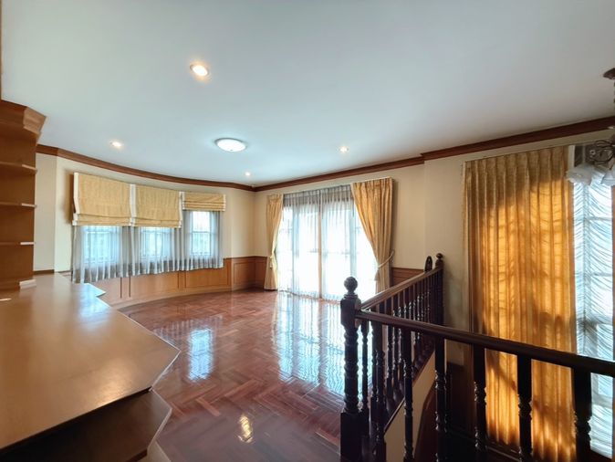 ขายบ้านเดี่ยว 3 ห้องนอน 310 ตร.ม. 126 ตร.ว. ศุภวรรณ เพรสทีส