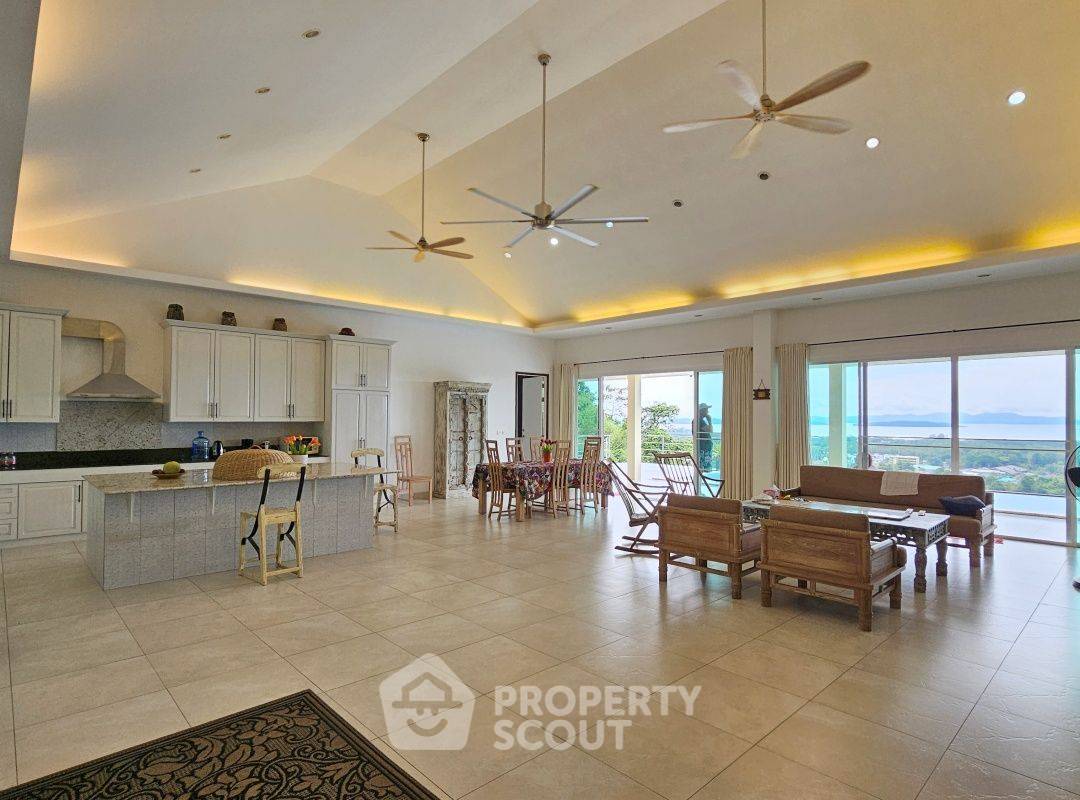 picture 6-BR Villa close to Paklok (ID 2229788) - 1/36