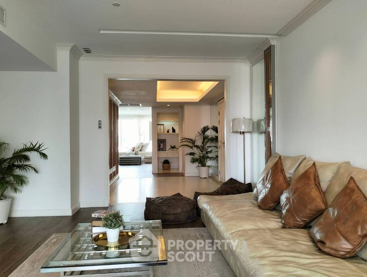 picture 4-BR Condo at Wilshire near BTS Phrom Phong (ID 1326679) - 9/17