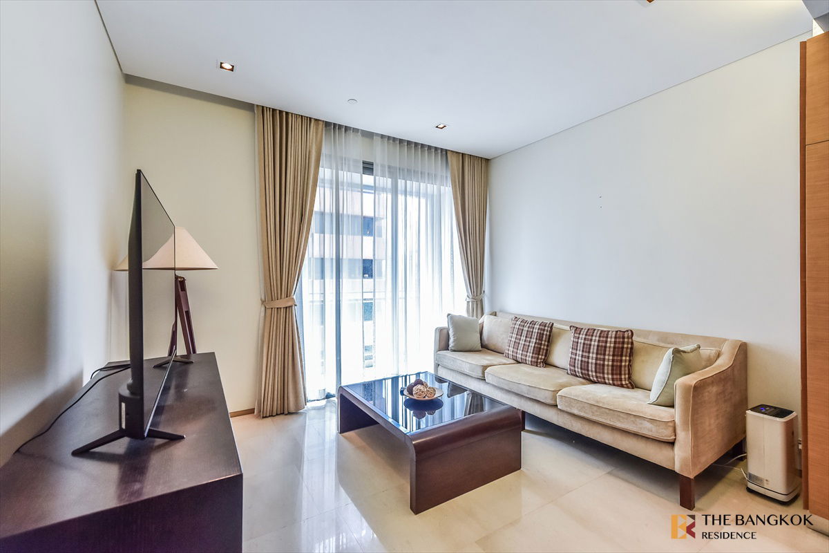 picture Saladaeng Residences 🌟 Rare Find - Elegant Living in a Prestigious,🚄 Near BTS Sala Daeng - 2/14