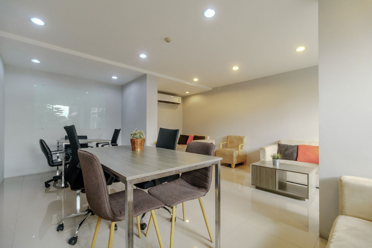 picture 🚝Sucharee Life Condo – Brand New Renovated Unit Short-Term Rental | Convenient Location  - 12/12