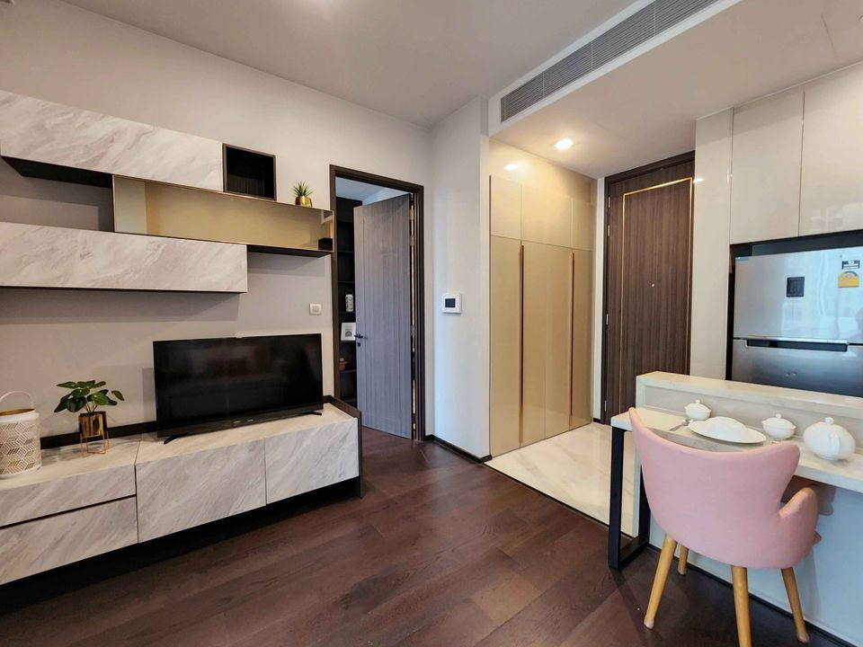 รูป ✅ ✅ LAVIQ Sukhumvit 57 , Super Luxury 1 ห้องนอน พร้อมเข้าอยู่ ติดต่อไลน์ @bktasset โทร 095-325-8928 - รูปที่ 2/7