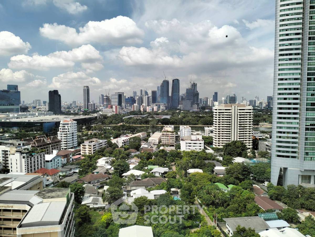 picture 4-BR Condo at Wilshire near BTS Phrom Phong (ID 1326679) - 4/17