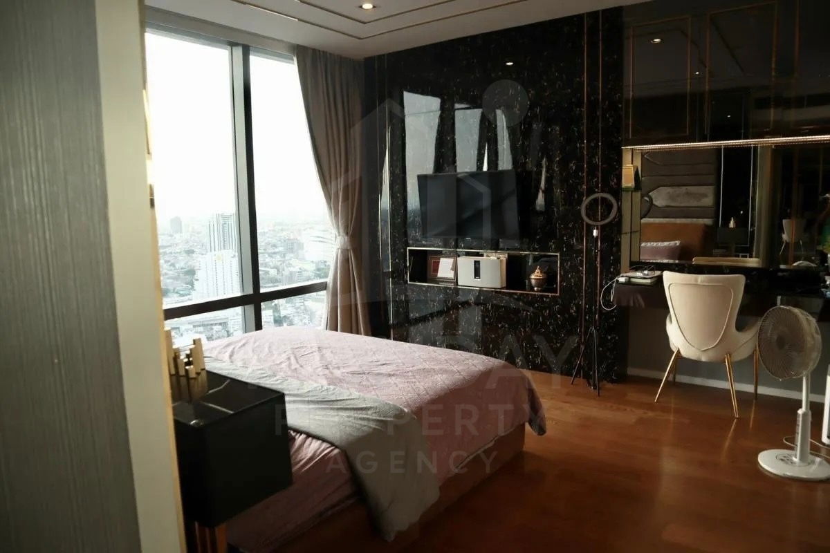 picture For Rent:The Bangkok Sathorn Condo | 172 SQ.M. | 1BR 2BA | Fully Furnished | BTS Surasak - 4/6