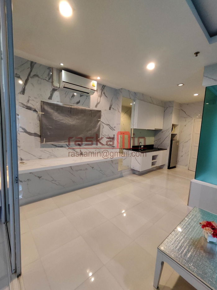picture Newly Renovated Seaview Condo – View Talay 6, Pattaya Beach - 8/12