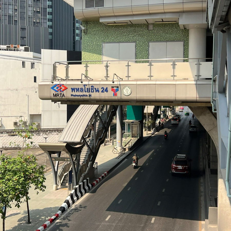 picture 🏡 Prime Land for Sale – 443 sq.wah in Soi Phahonyothin 24, Yak 8! Only 900m from BTS Phahonyothin 24. Ideal for residential or investment. - 6/10