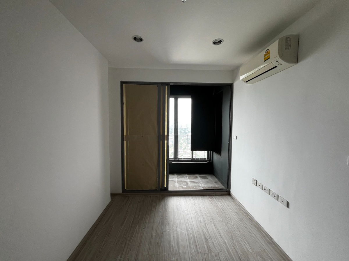 รูป Foreigner Quota ขายคอนโด Ideo Mobi Bangsue Interchange ราคา 2,700,000 บาท [YBm250801] - รูปที่ 4/8