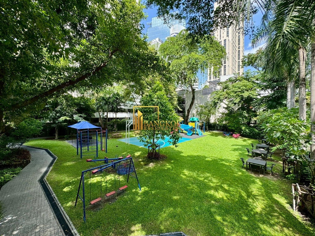 รูป Renovated 3 Bedroom Apartment For Rent in Phrom Phong - BR21064AP - รูปที่ 43/47