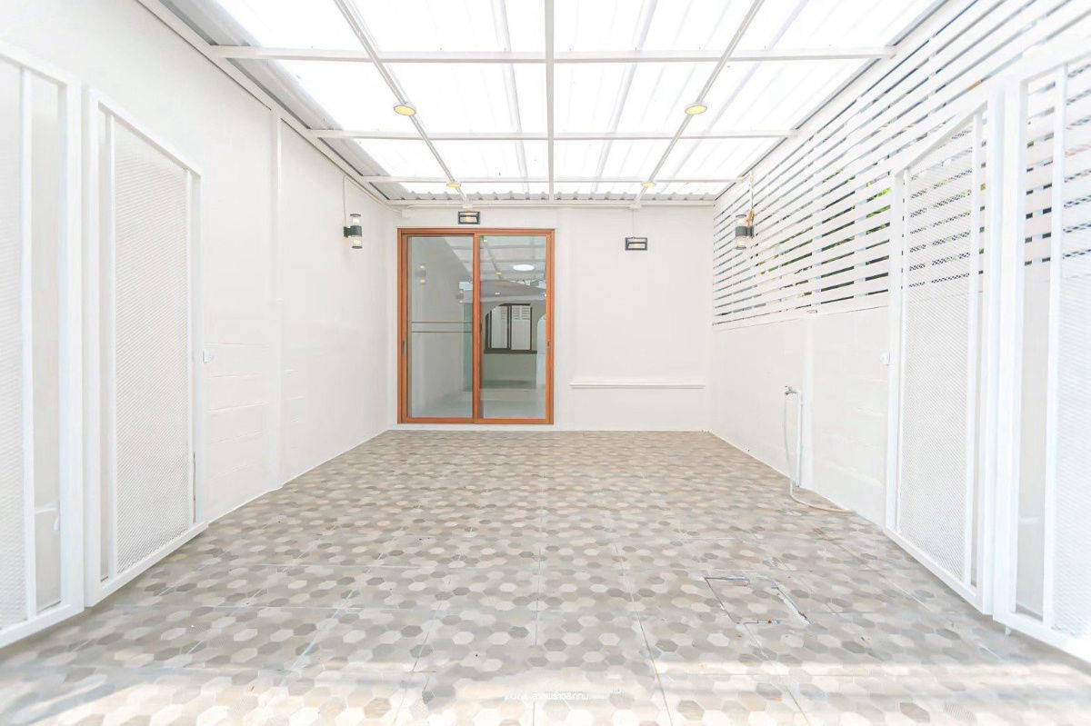 รูป S345 🏡 ขายด่วน หมู่บ้านเฟรนชิฟ มัยลาภ บ้านรีโนเวทสไตล์ Minimal สวยจบครบพร้อมอยู่ เหลือเพียง 2.99 ล้านบาทเท่านั้น โปรแรงพร้อมโอนฟรี - รูปที่ 12/13