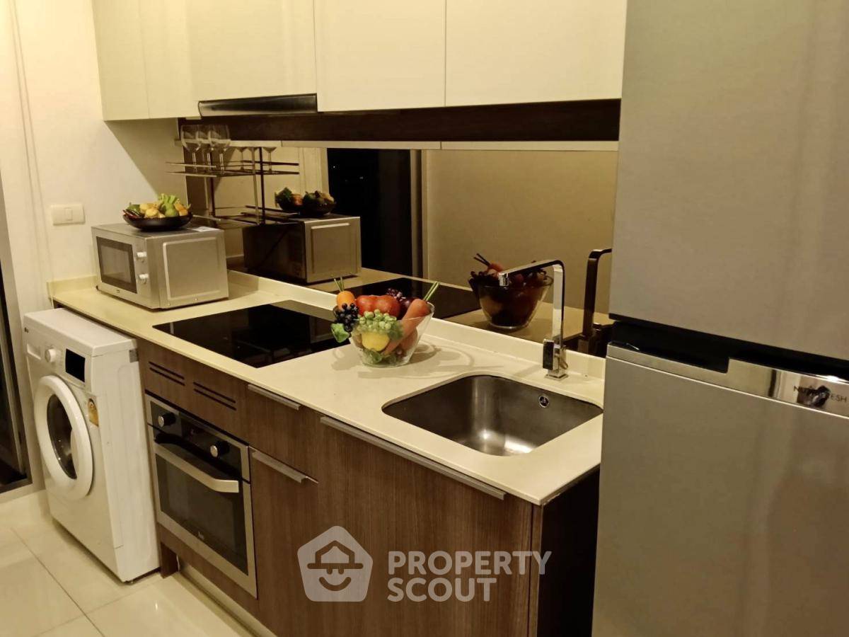 picture 2-BR Condo at Chewathai Interchange near MRT Tao Poon (ID 2233117) - 3/9