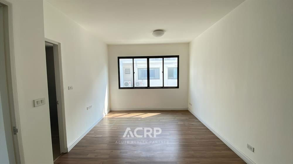 picture 3-story townhome for sale, Town Avenue Cocos Rama 2 project from Sansiri, near Central Rama 2. - 8/17