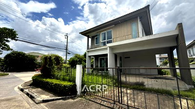 บ้านเดี่ยว เขตบางขุนเทียน : ขายบ้านเดี่ยว Villaggio พระราม 2 โดย Land & Houses หลังมุม