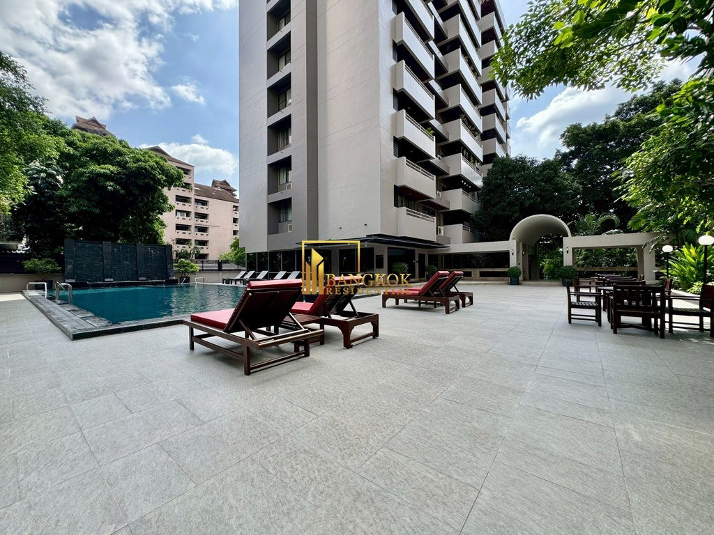 รูป Renovated 3 Bedroom Apartment For Rent in Phrom Phong - BR21064AP - รูปที่ 38/47