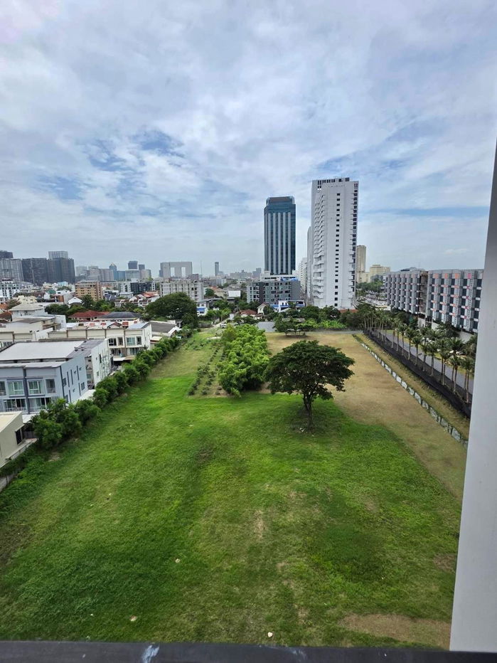 รูป ให้เช่าคอนโด : นิว โนเบิล รัชดา-ลาดพร้าว 1 ห้องนอน เฟอร์ครบ วิวไม่บล็อค ติดMRT ลาดพร้าว (Nue Noble Ratchada Ladprao)  - รูปที่ 7/8