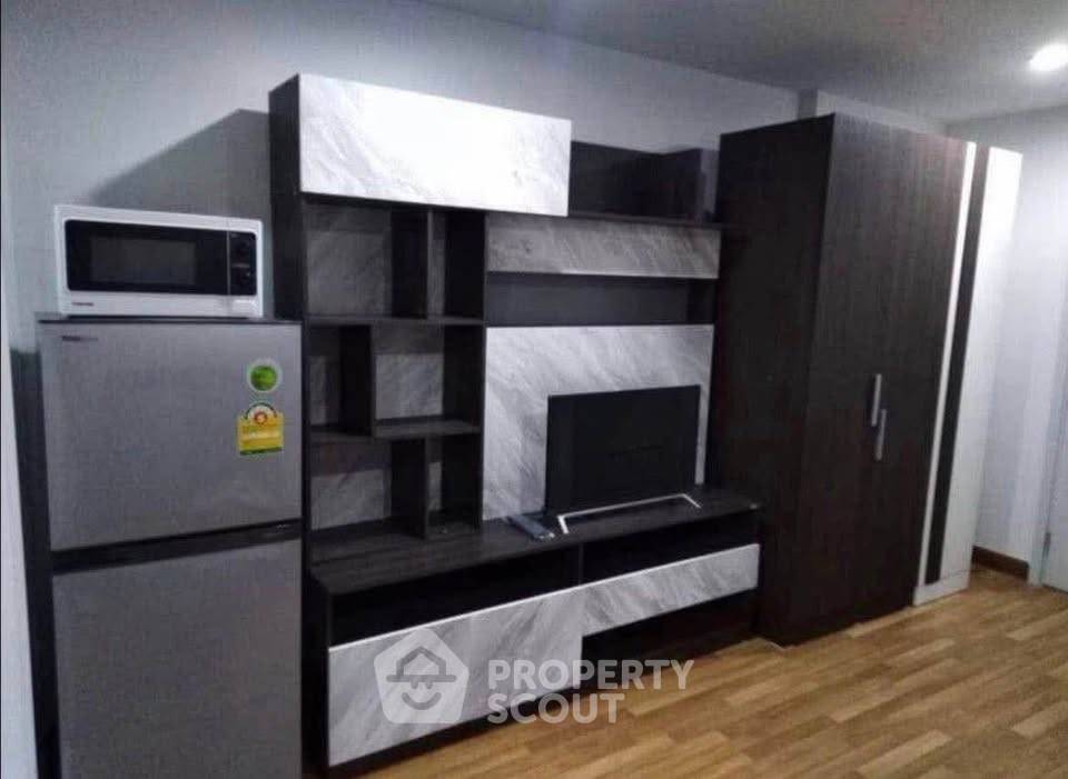รูป คอนโด 1-ห้องนอน ที่ รีเจ้นท์โฮม สุขุมวิท 81 ใกล้ BTS อ่อนนุช (ID 2233615) - รูปที่ 3/11