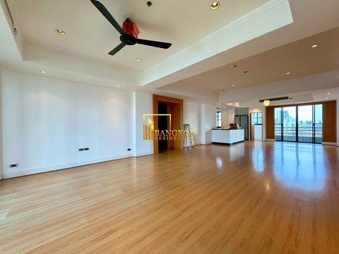 Renovated 3 Bedroom Apartment For Rent in Phrom Phong - BR21064AP