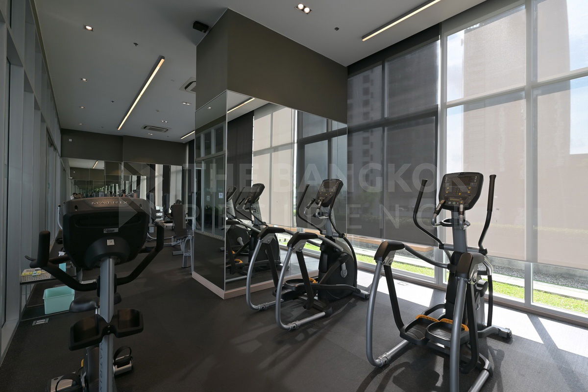 picture Noble Revolve Ratchada 2 ✨ Condo in Great Location, Ready-to-move-in 🚄 Near MRT Thailand Cultural Centre - 4/7