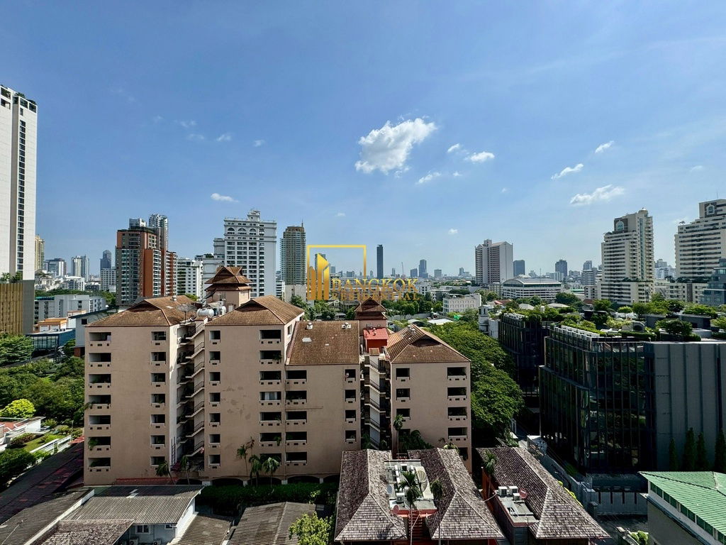 รูป Renovated 3 Bedroom Apartment For Rent in Phrom Phong - BR21064AP - รูปที่ 11/47