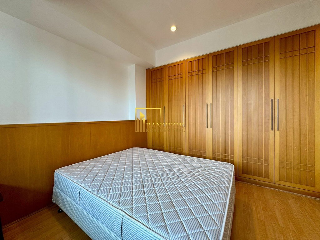 รูป Renovated 3 Bedroom Apartment For Rent in Phrom Phong - BR21064AP - รูปที่ 30/47