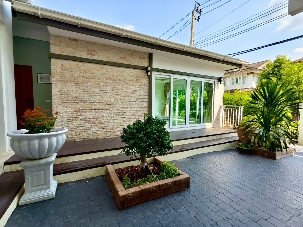 picture Luxury house with tenants, income starting from the transfer date - 9/24