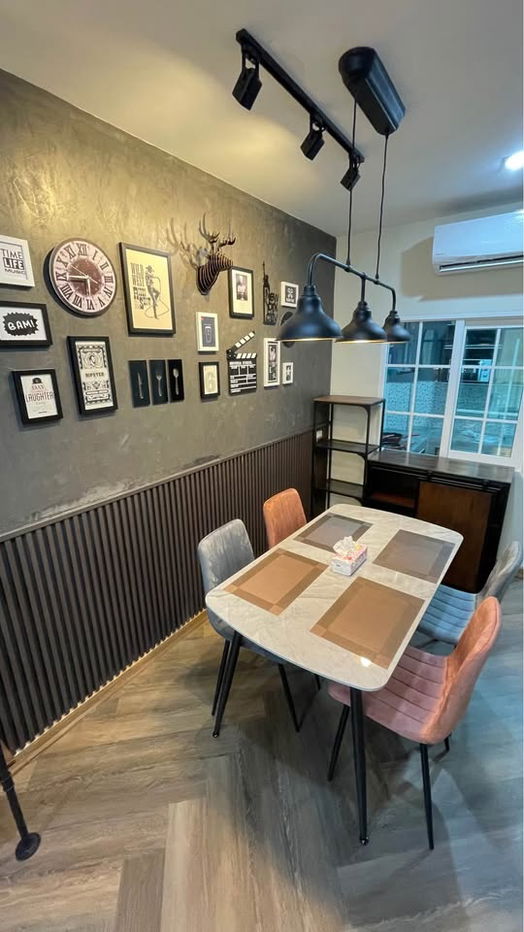picture Townhome ready to move in (Ram-Intra Wongwaen) - 3/18