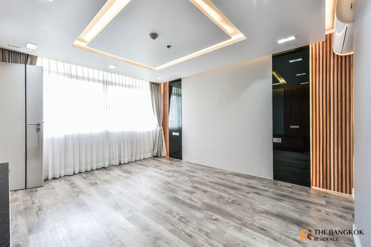 รูป  ⚡ Modern & Beautiful  unit⚡ Fully furnished, Pabhada Silom BTS Surasak - รูปที่ 6/17