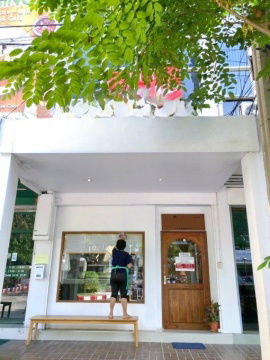 picture Donki Mall Thonglor 900m. ARL Ramkhamhaeng 1.7km. Commercial building for rent ground floor and mezz - 8/8