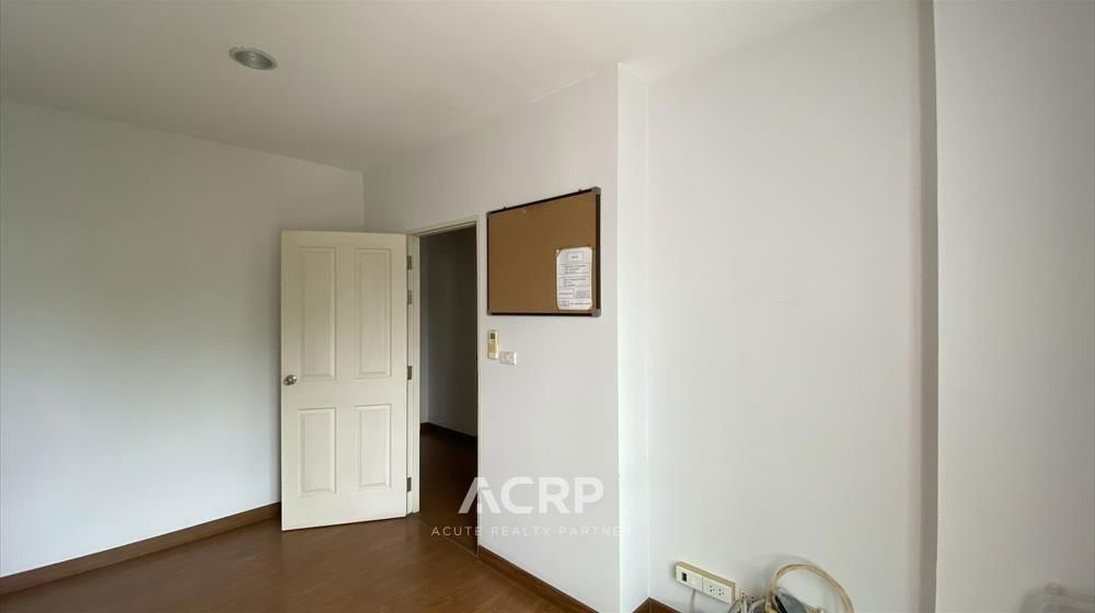 picture Townhouse for rent, Baan Klang Muang Sathorn Taksin 2 project. - 10/20