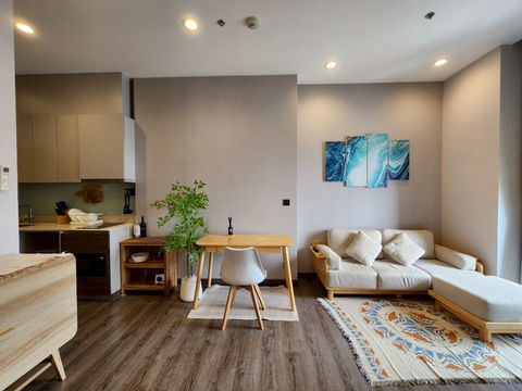 Riverside Condo for Sale – URBANO RAJAVITHI | High Floor with Chao Phraya River View | 2 Bedrooms near MRT Sirindhorn