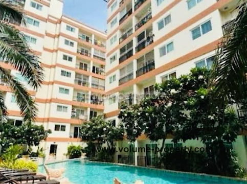 PARKLANE JOMTIEN RESORT -Pool view 