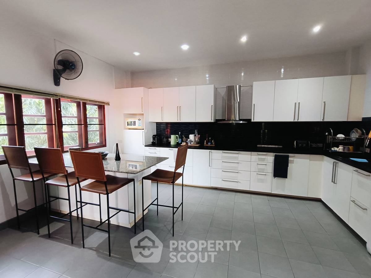 รูป บ้าน 4-ห้องนอน ใน วังก์พง (ID 1396476) - รูปที่ 8/17