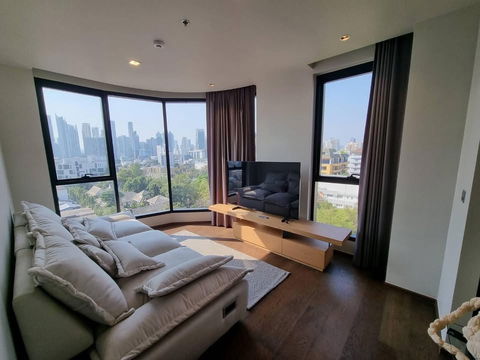 Condo: IDEO Q Sukhumvit 36, near BTS Thonglor. Fully furnished, ready to move in.