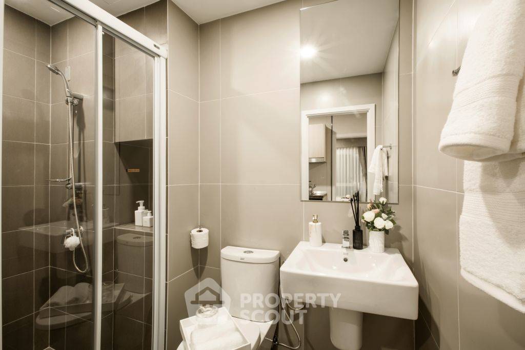 picture 2-BR Condo at Elio Sathorn-Wutthakat near BTS Wutthakat (ID 1299025) - 43/47