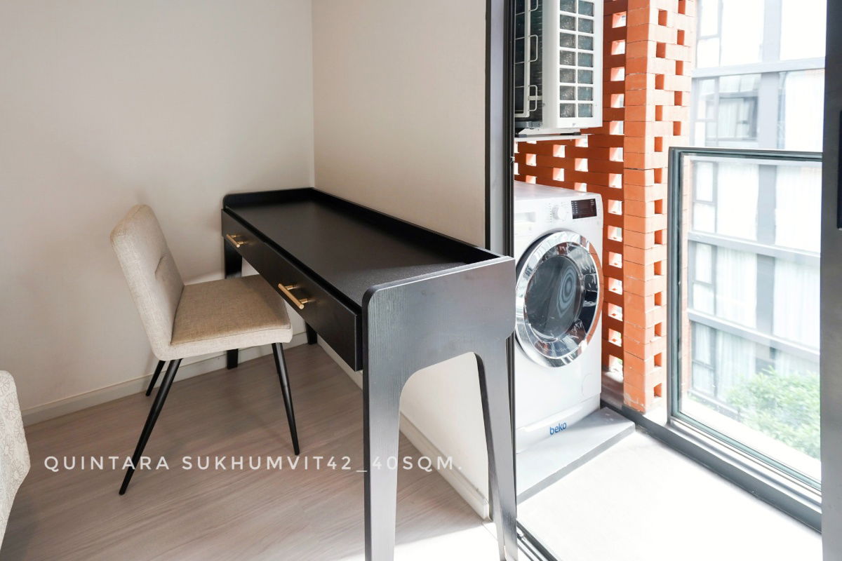 รูป Room for RENT at Quintara Treehaus Sukhumvit 42 pool view only 22,000/month, near BTS Phrakanong and Ekkamai - รูปที่ 11/12