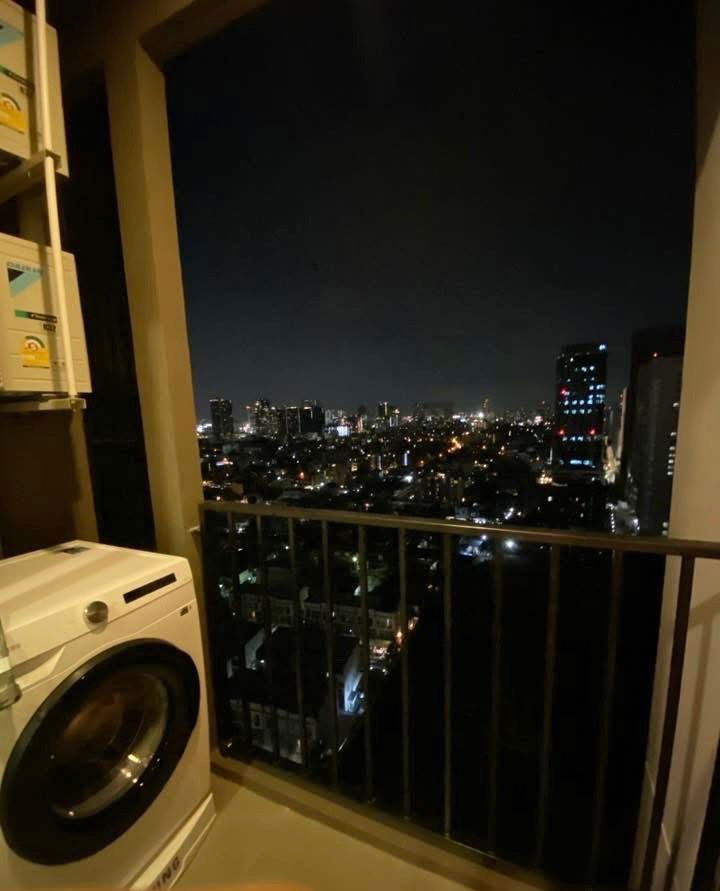 รูป ให้เช่าคอนโด : นิว โนเบิล รัชดา-ลาดพร้าว 1 ห้องนอน ห้องสวย เฟอร์ครบ วิวไม่บล็อค ติดMRT ลาดพร้าว (Nue Noble Ratchada Ladprao)  - รูปที่ 11/12