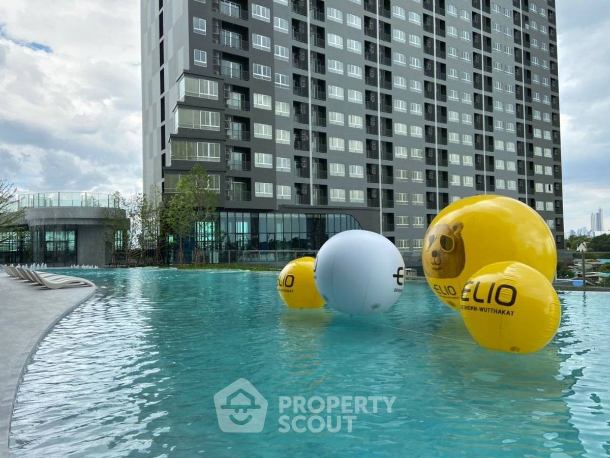 picture 2-BR Condo at Elio Sathorn-Wutthakat near BTS Wutthakat (ID 1299025) - 11/47