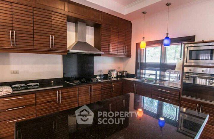 รูป วิลล่า 4-ห้องนอน ใกล้ สวนน้ำบลูทรีภูเก็ต (ID 792267) - รูปที่ 13/20