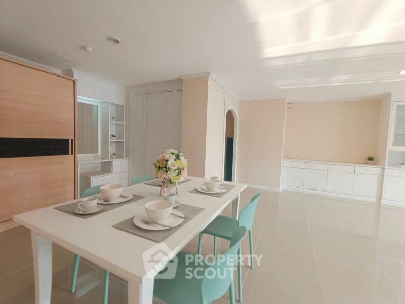 picture 3-BR Condo at The Waterford Park Sukhumvit 53 Condominium near BTS Thong Lor (ID 993996) - 7/19