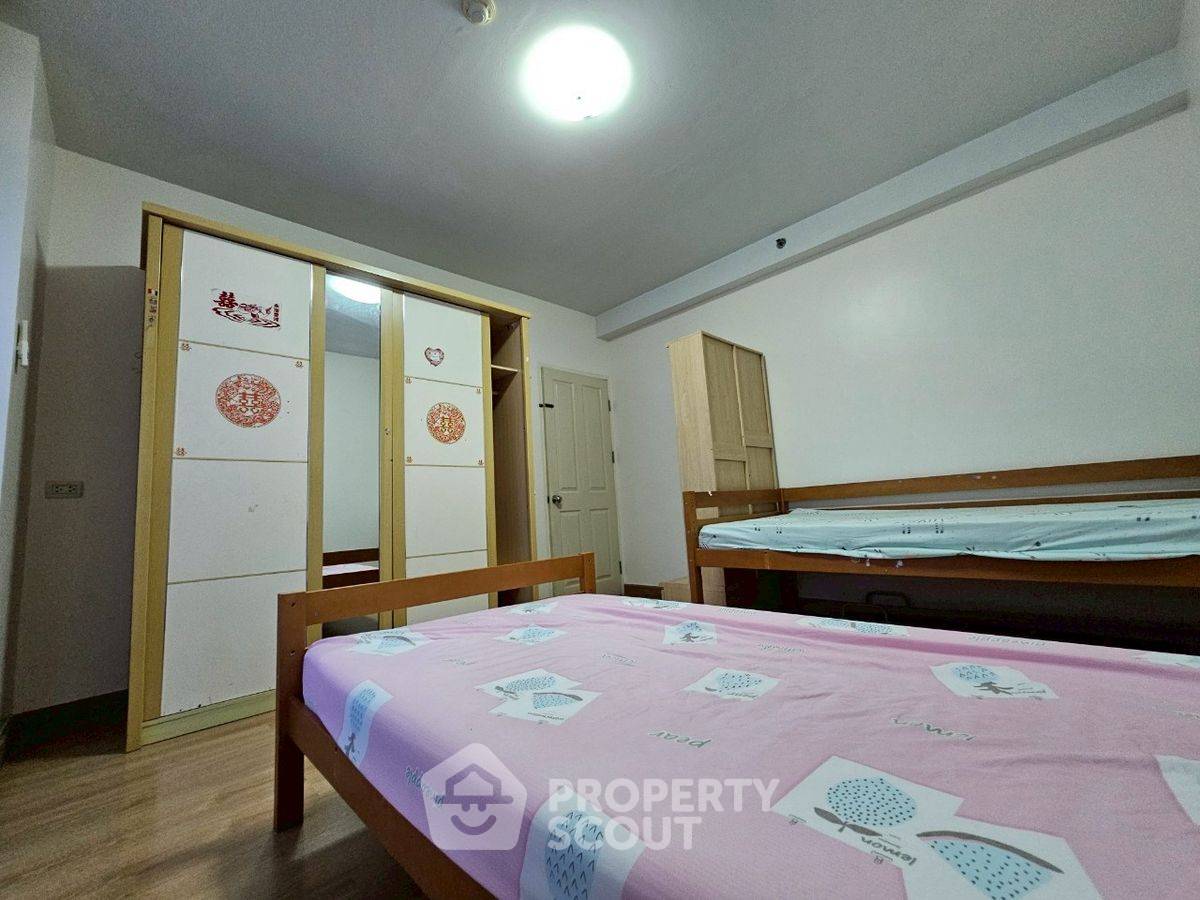 picture 2-BR Condo at Supalai Park Srinakarin in Nong Bon (ID 2232922) - 3/7