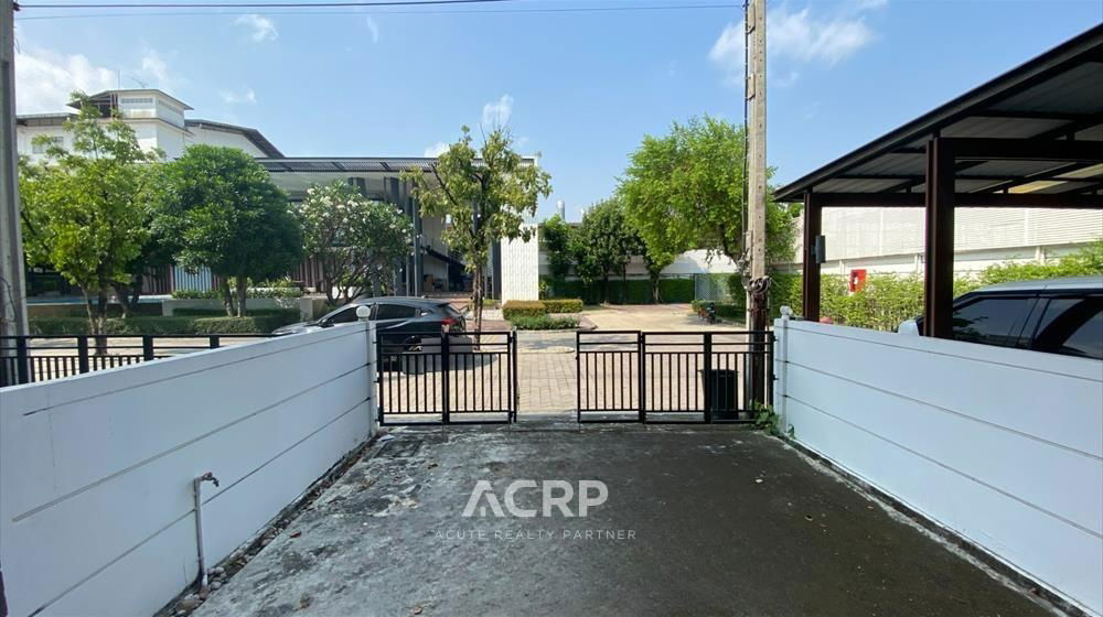 picture 3-story townhome for sale, Town Avenue Cocos Rama 2 project from Sansiri, near Central Rama 2. - 16/17