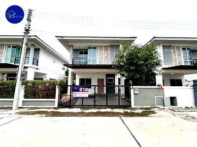 บ้านแฝด ศาลหลักเมืองจังหวัดปทุมธานี : บ้านแฝด 2 ชั้น ภัทรีดา วิลล่า ปทุมธานี 2 ขนาด 37.5 ตร.ว. ซอยวัดหนองปรง (ซ.วัดไพร่ฟ้า) ตกแต่งพร้อมเข้าอยู่